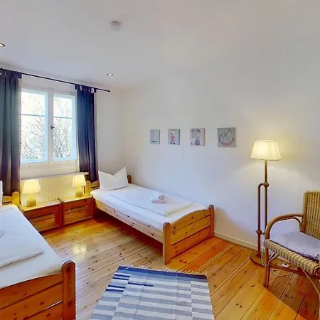 Fewo-am-wald Apartamento Boek